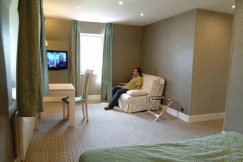 Logis La Marjolaine Hotel Moulay Ngoại thất bức ảnh